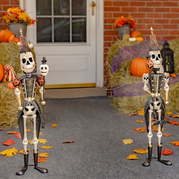 Halloween Skeletons Soldiers with Staffs 36"